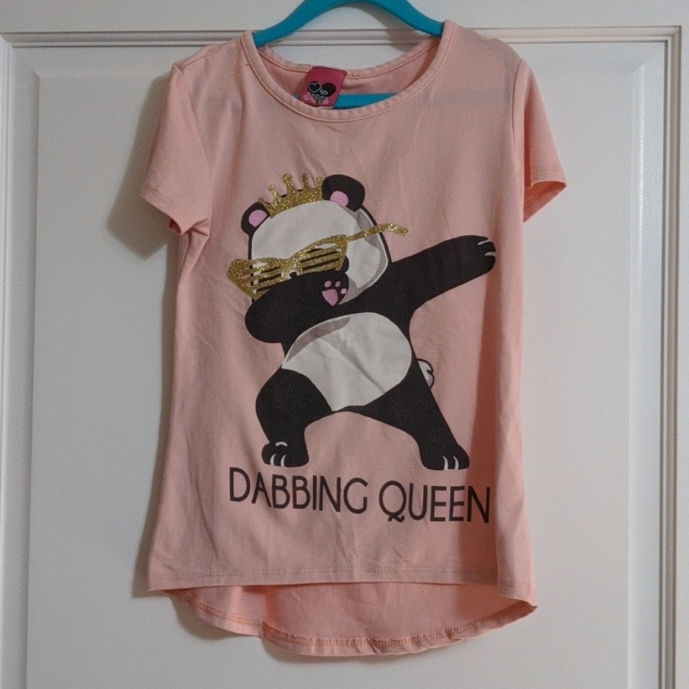 Pink Dabbing Panda T